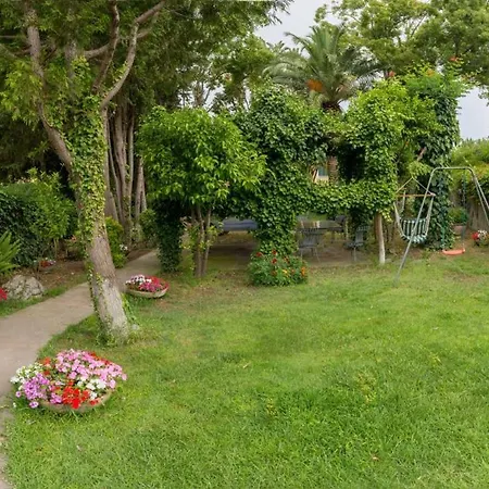 Aurora Caprese Villa