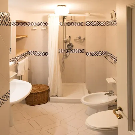 Aurora Caprese Villa